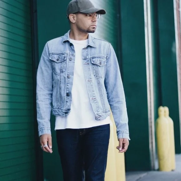Distressed denim jacket h&m 2025
